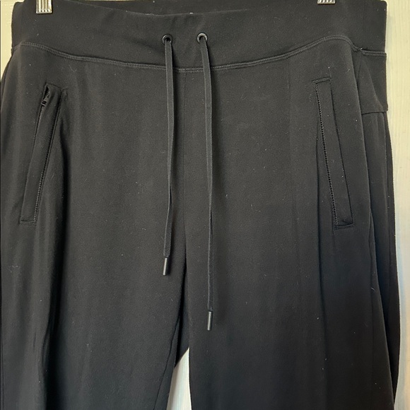 Athleta Metro Joggers Ankle Zippers Black Size Medium - Picture 3 of 5